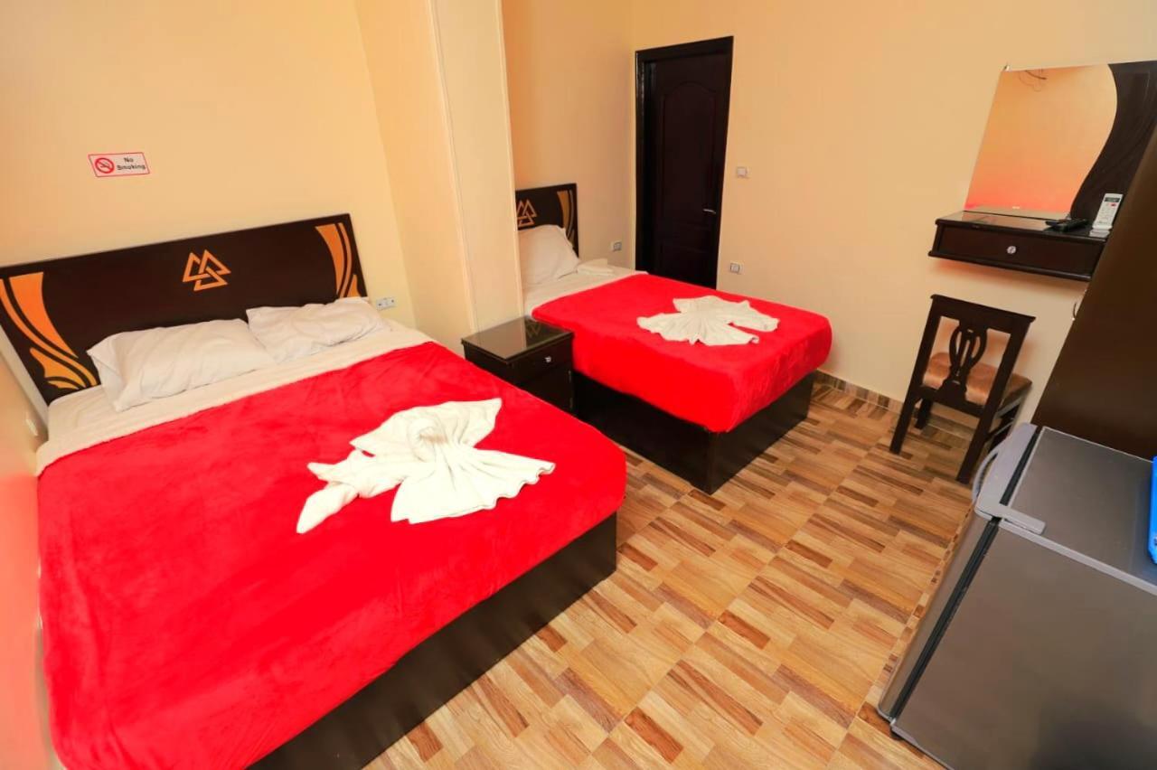 Magic Pyramid 3* Le Caire