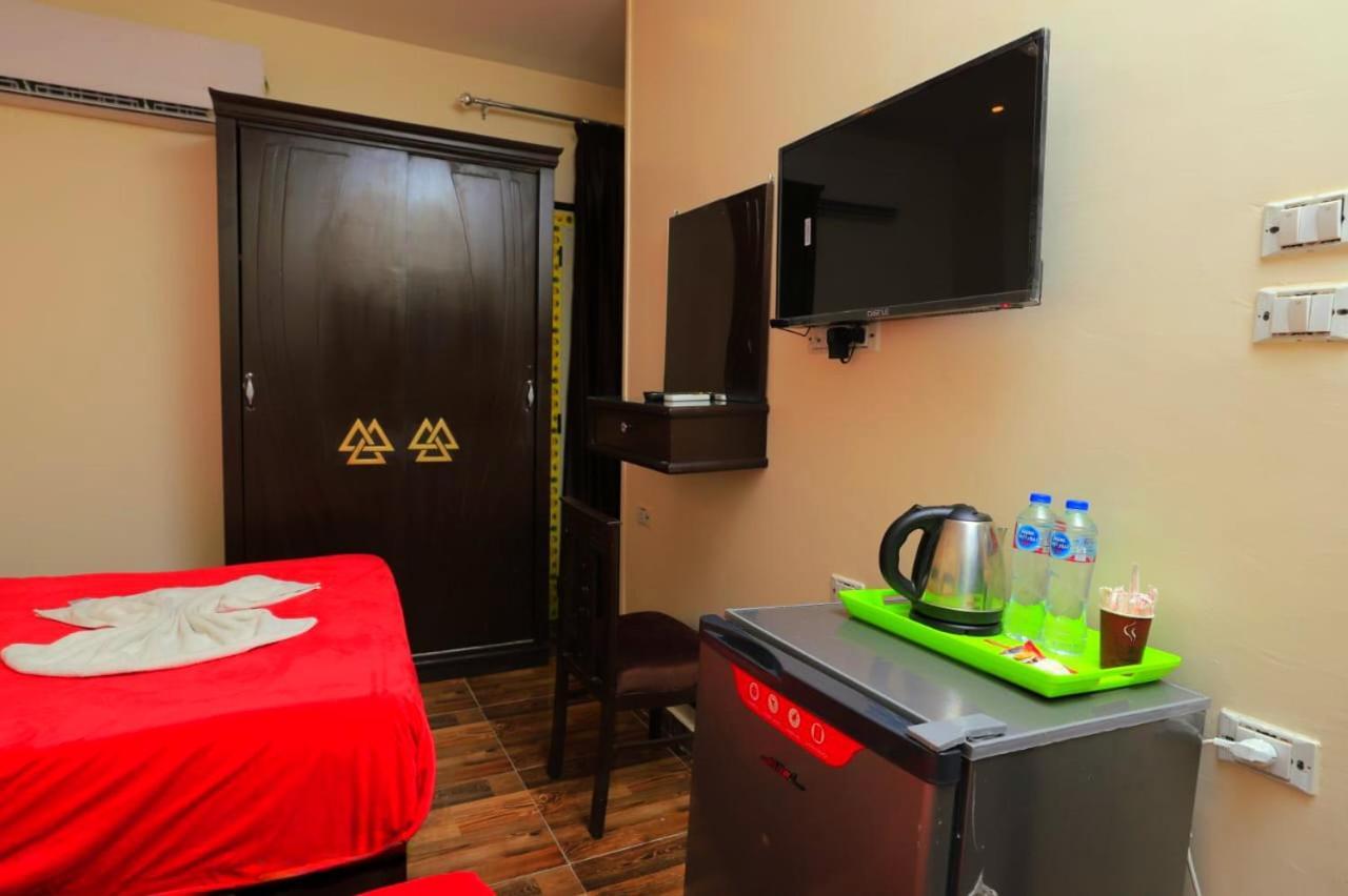 Magic Pyramid Hotel Cairo